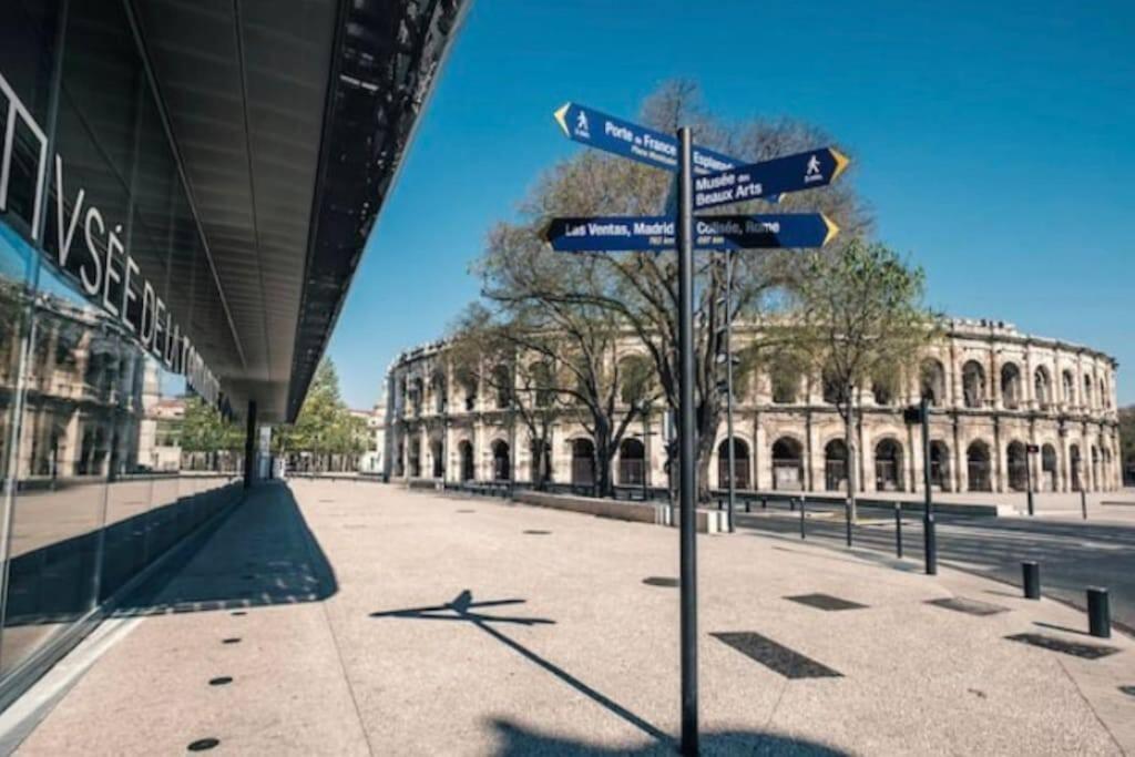 Studio 23M2 Moderne Hypercentre - Arenes A 2 Min Nîmes Exterior foto